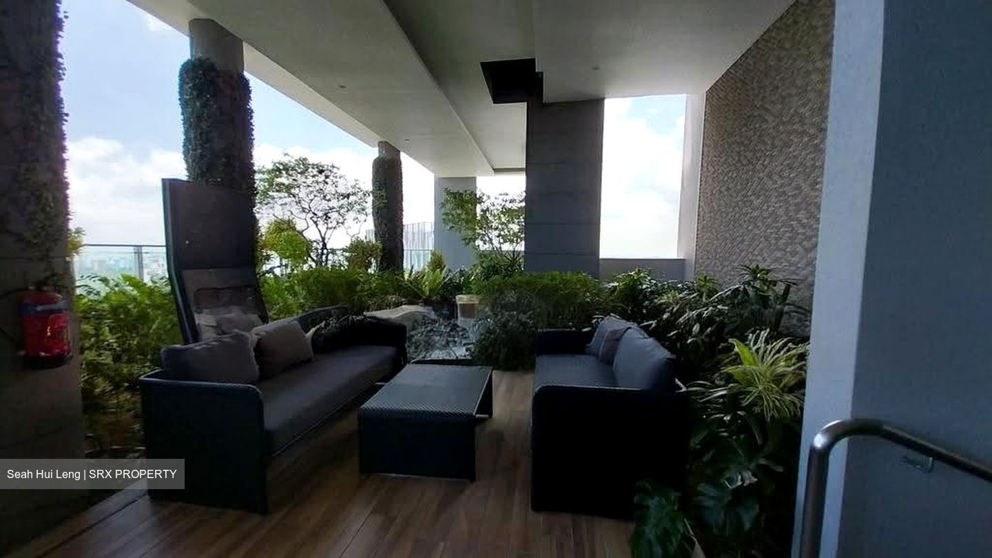 J Gateway (D22), Condominium #636939221